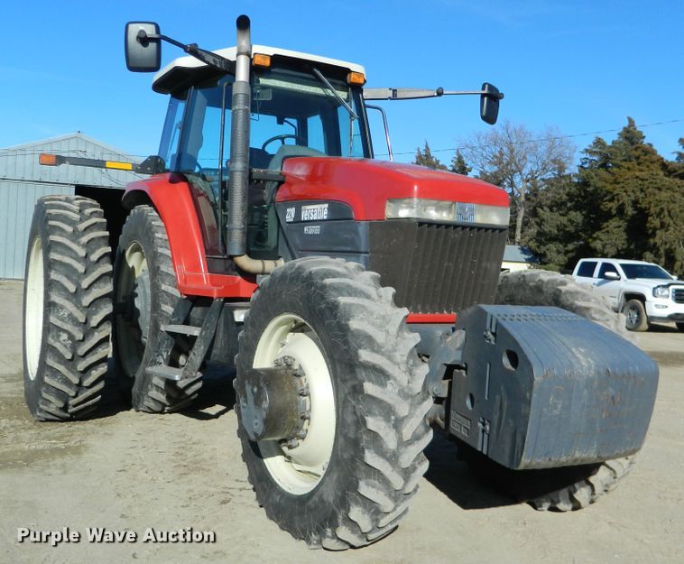 image for item DE4382 2002 Versatile 2210 MFWD tractor