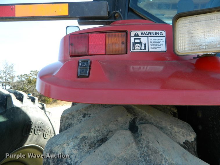 image for item DE4382 2002 Versatile 2210 MFWD tractor