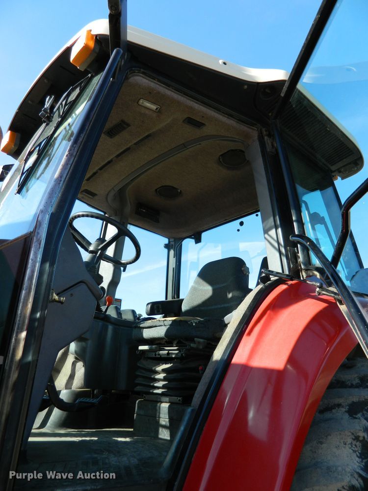 image for item DE4382 2002 Versatile 2210 MFWD tractor