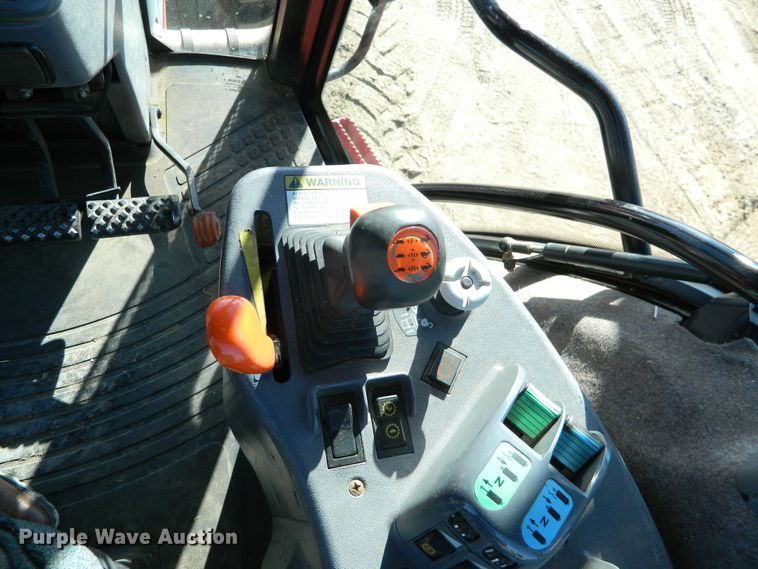 image for item DE4382 2002 Versatile 2210 MFWD tractor