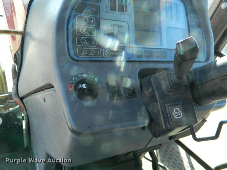 image for item DE4382 2002 Versatile 2210 MFWD tractor