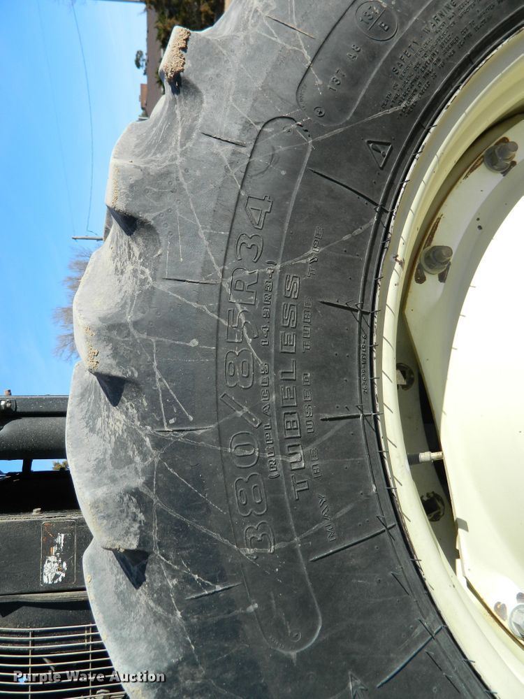 image for item DE4382 2002 Versatile 2210 MFWD tractor