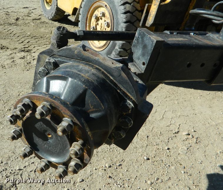 image for item DE4383 Combine axle