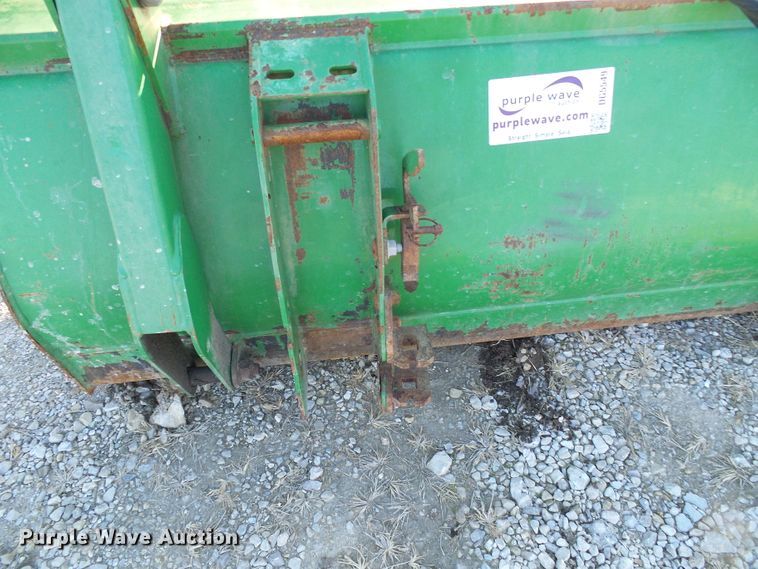image for item DG5549 John Deere grapple bucket
