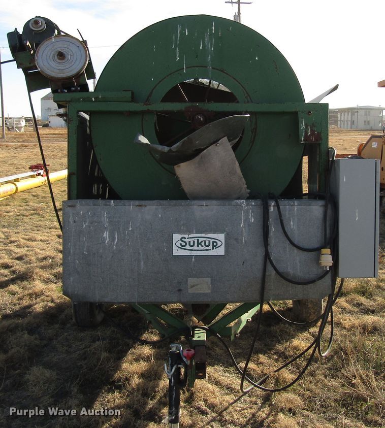 image for item DG6725 Sukup seed cleaner
