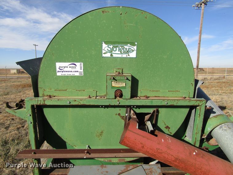 image for item DG6725 Sukup seed cleaner