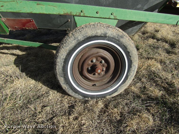 image for item DG6725 Sukup seed cleaner