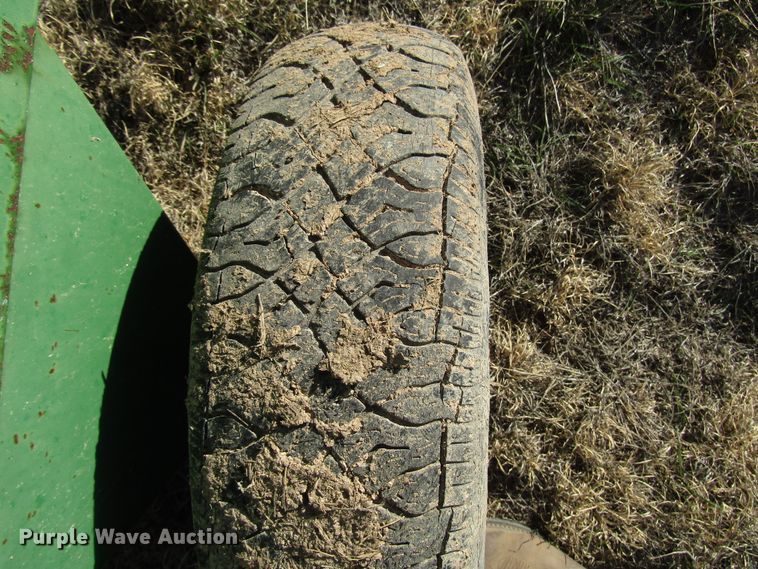 image for item DG6725 Sukup seed cleaner