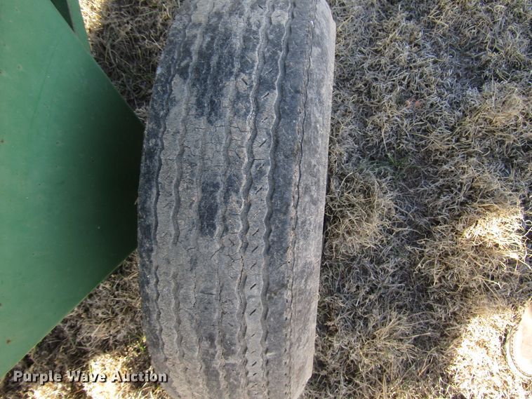 image for item DG6725 Sukup seed cleaner