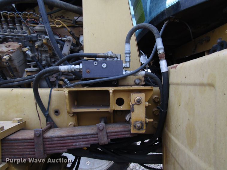 image for item DG6748 Ag-Chem RoGator 854 sprayer