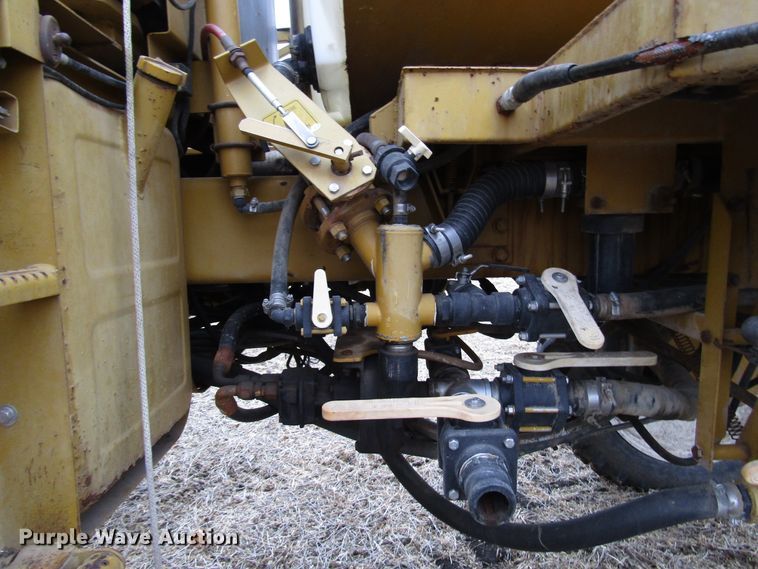 image for item DG6748 Ag-Chem RoGator 854 sprayer