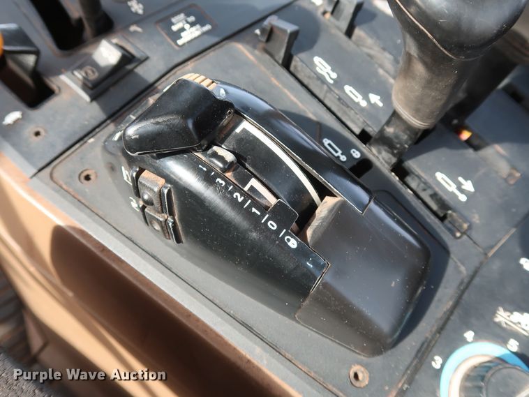 image for item DH0784 1995 John Deere 6400 MFWD tractor