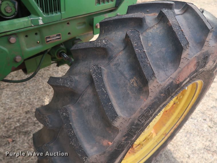 image for item DH0784 1995 John Deere 6400 MFWD tractor