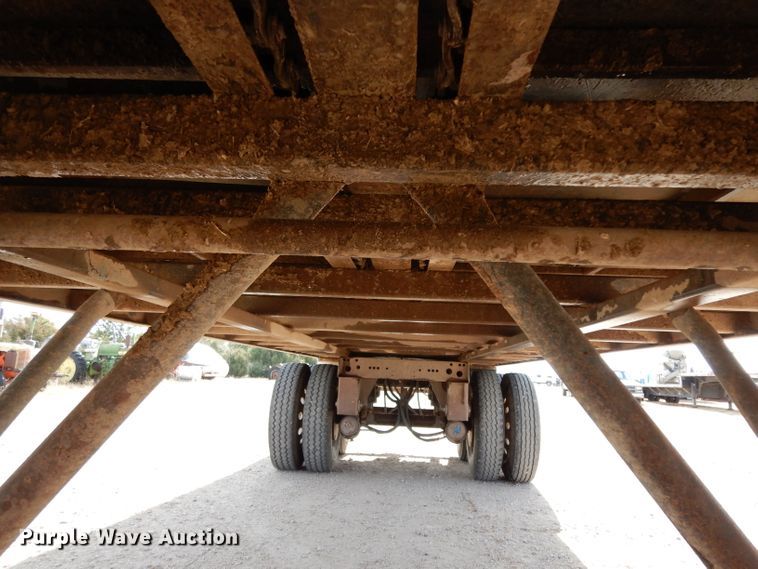 image for item DH2252 2009 Aeroswint silage trailer