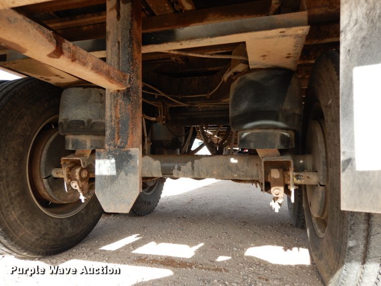 image for item DH2252 2009 Aeroswint silage trailer