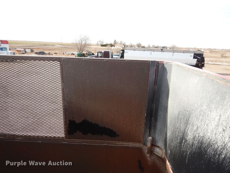 image for item DH2252 2009 Aeroswint silage trailer