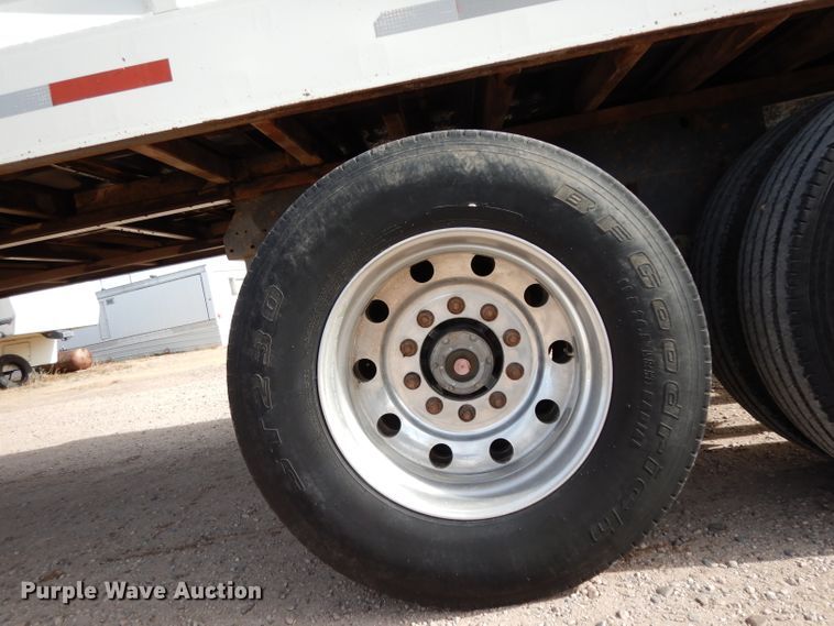 image for item DH2252 2009 Aeroswint silage trailer