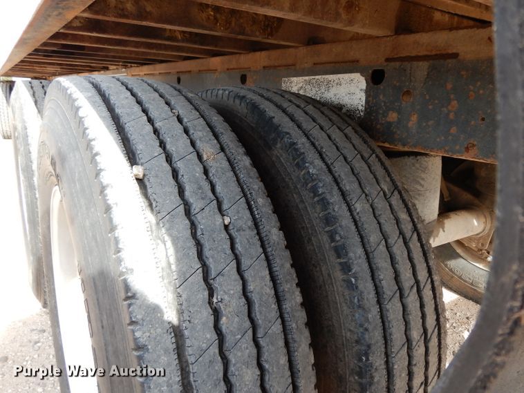 image for item DH2252 2009 Aeroswint silage trailer