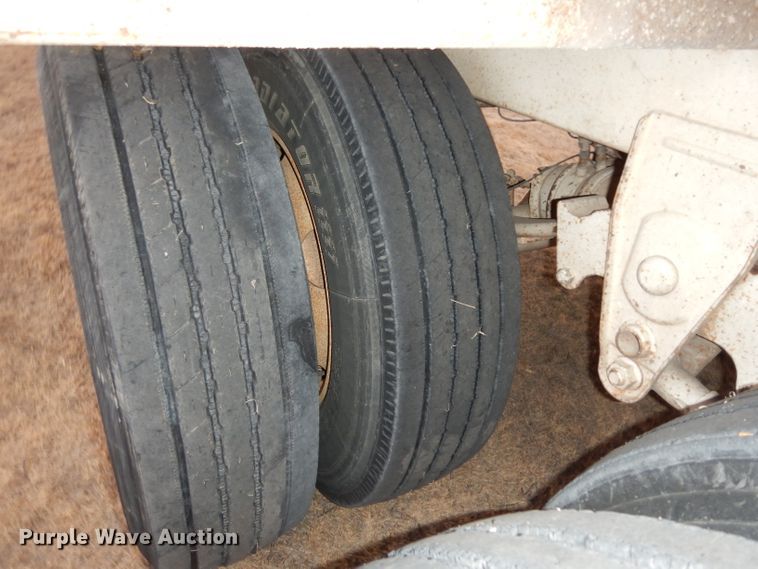 image for item DH2254 2008 Manac TSH40 double hopper bottom trailer