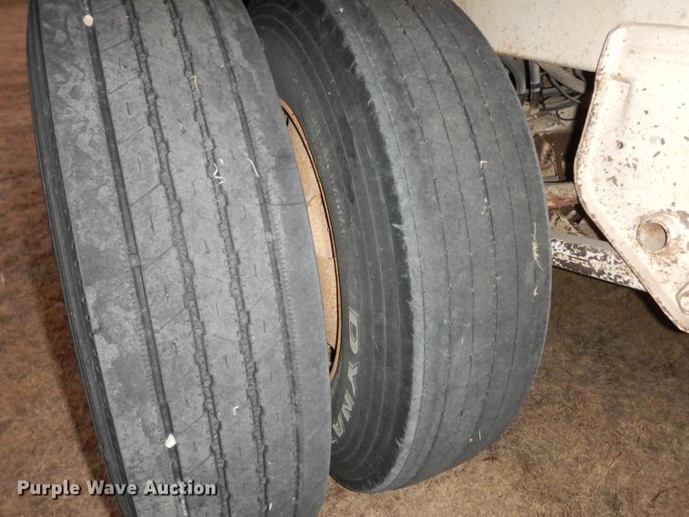 image for item DH2254 2008 Manac TSH40 double hopper bottom trailer