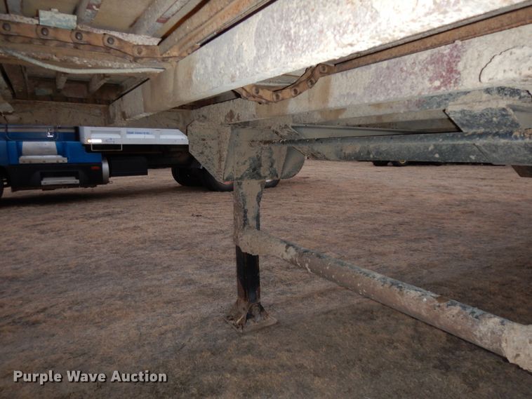 image for item DH2255 2007 Yellow X Trailers SJ9 silage trailer