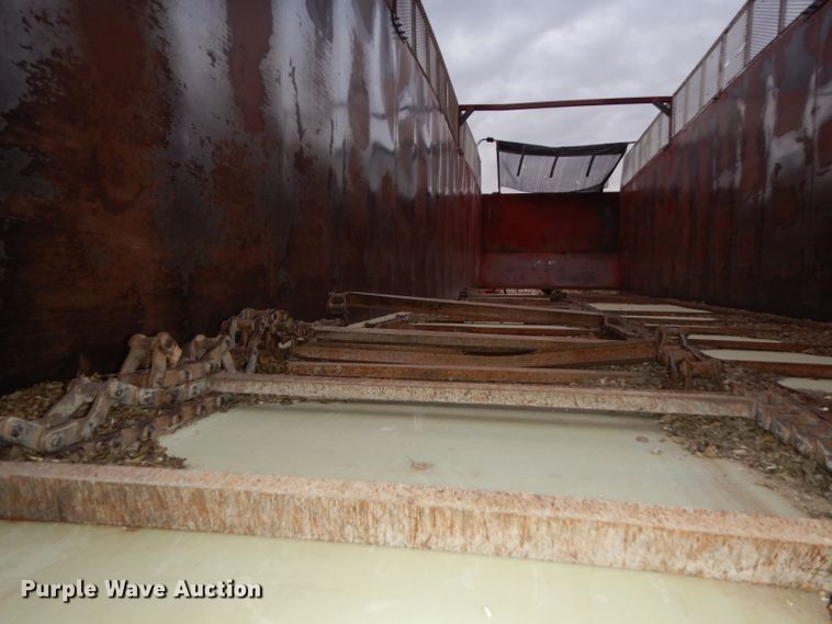 image for item DH2255 2007 Yellow X Trailers SJ9 silage trailer