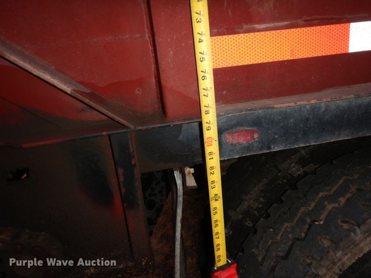 image for item DH2255 2007 Yellow X Trailers SJ9 silage trailer