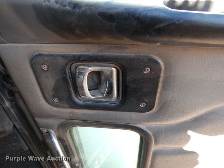 image for item DH2257 2006 Peterbilt 378 semi truck