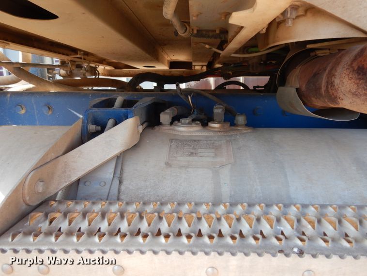 image for item DH2257 2006 Peterbilt 378 semi truck