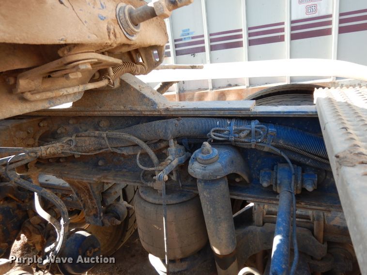 image for item DH2257 2006 Peterbilt 378 semi truck