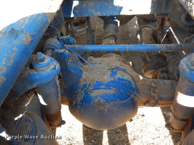 image for item DH2257 2006 Peterbilt 378 semi truck