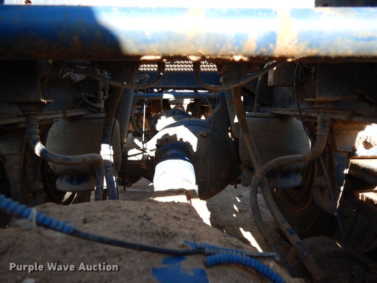 image for item DH2257 2006 Peterbilt 378 semi truck