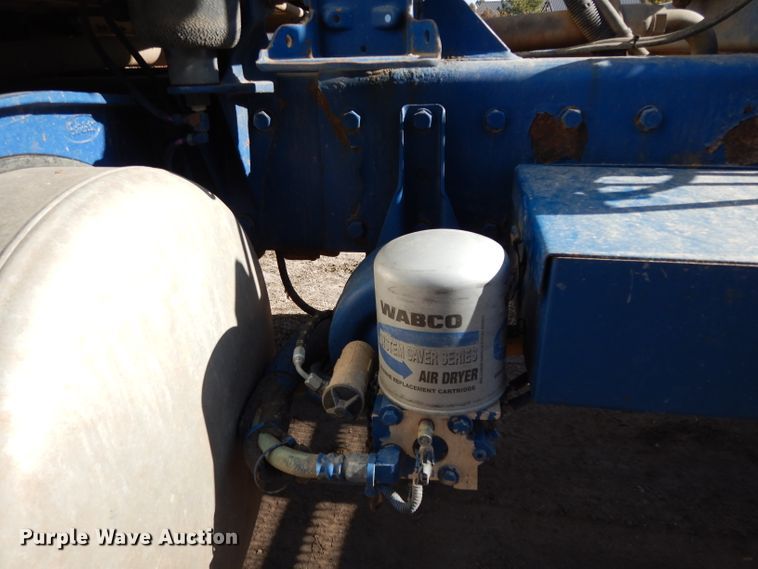 image for item DH2257 2006 Peterbilt 378 semi truck