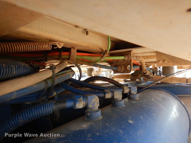 image for item DH2257 2006 Peterbilt 378 semi truck