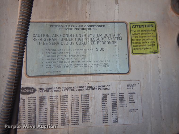 image for item DH2257 2006 Peterbilt 378 semi truck