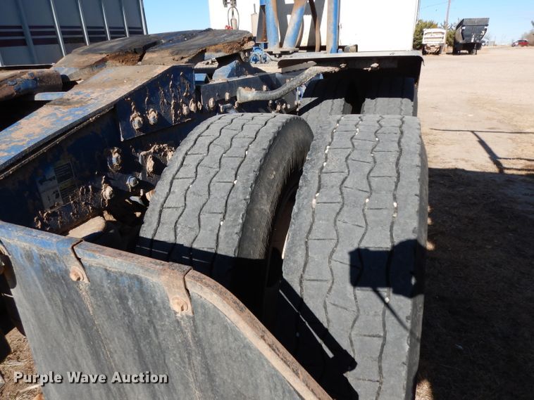 image for item DH2257 2006 Peterbilt 378 semi truck