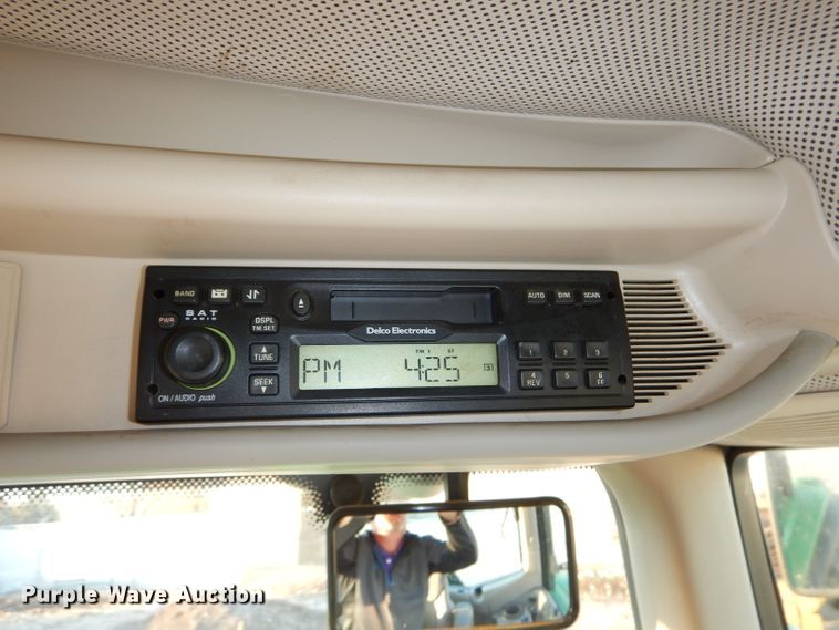 image for item DH4260 2008 John Deere 6430 Premium MFWD tractor