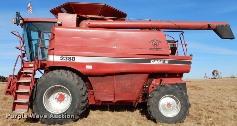 image for item DH4278 1998 Case IH 2388 RWA combine