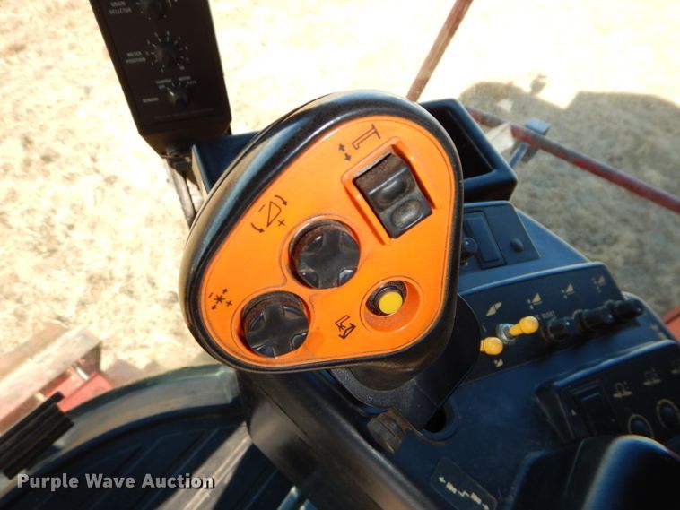 image for item DH4278 1998 Case IH 2388 RWA combine