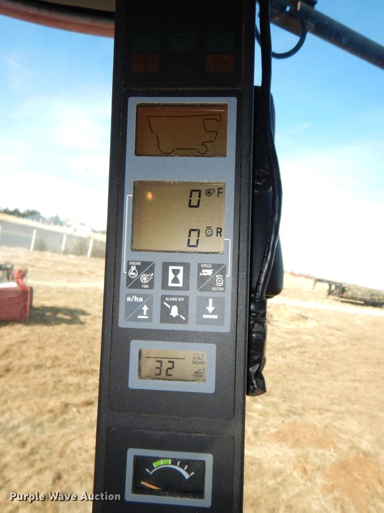 image for item DH4278 1998 Case IH 2388 RWA combine