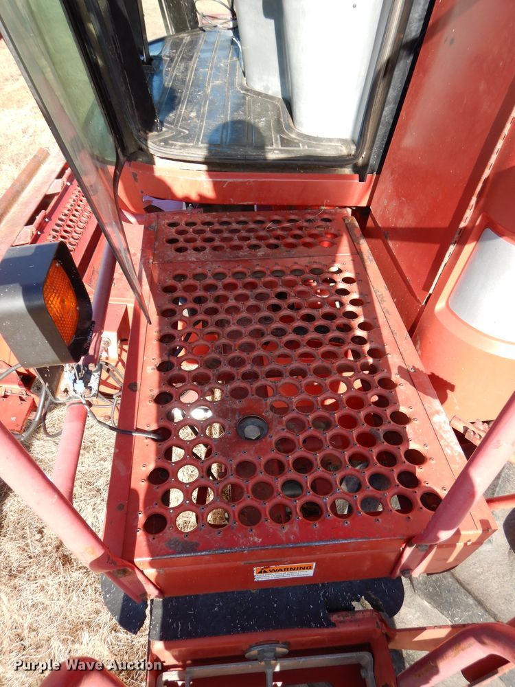 image for item DH4278 1998 Case IH 2388 RWA combine