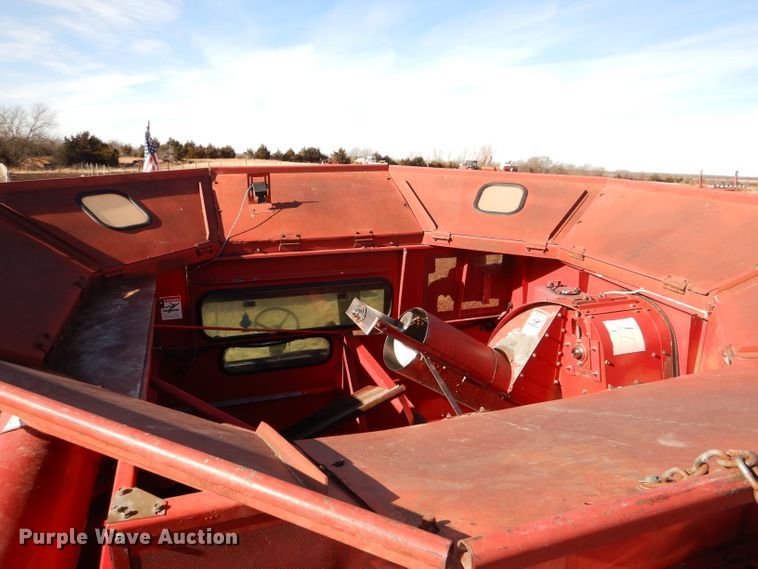 image for item DH4278 1998 Case IH 2388 RWA combine