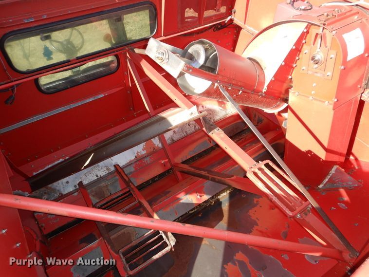 image for item DH4278 1998 Case IH 2388 RWA combine