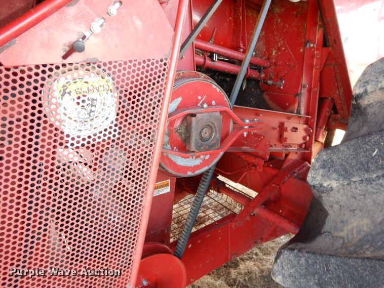 image for item DH4278 1998 Case IH 2388 RWA combine