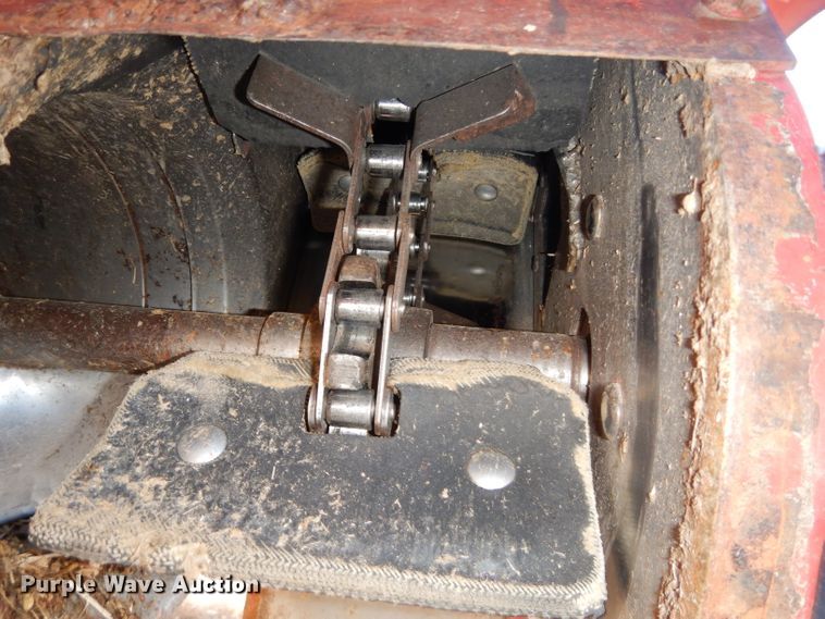 image for item DH4278 1998 Case IH 2388 RWA combine