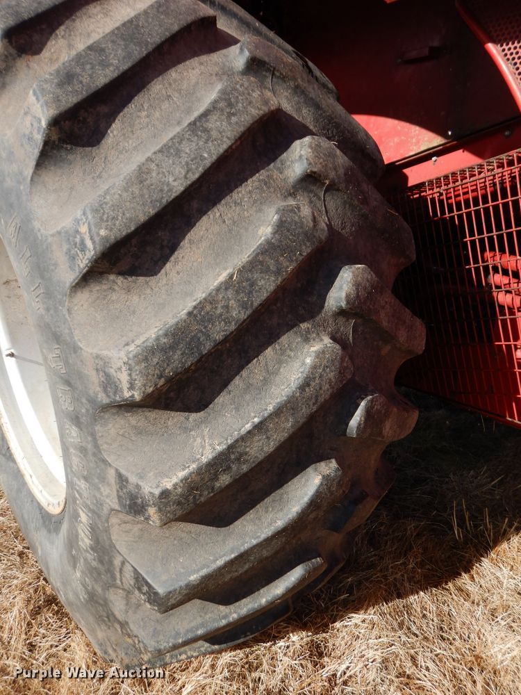 image for item DH4278 1998 Case IH 2388 RWA combine