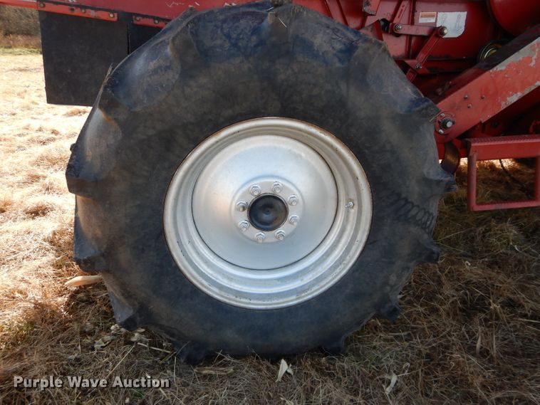 image for item DH4278 1998 Case IH 2388 RWA combine