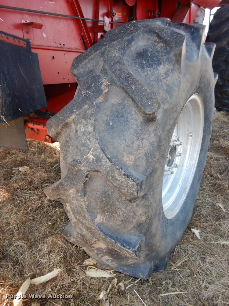 image for item DH4278 1998 Case IH 2388 RWA combine