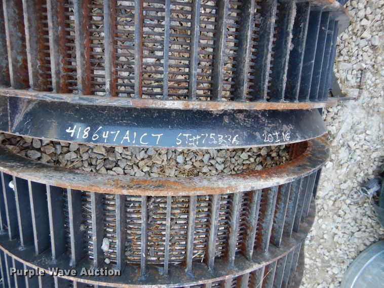 image for item DH4278 1998 Case IH 2388 RWA combine