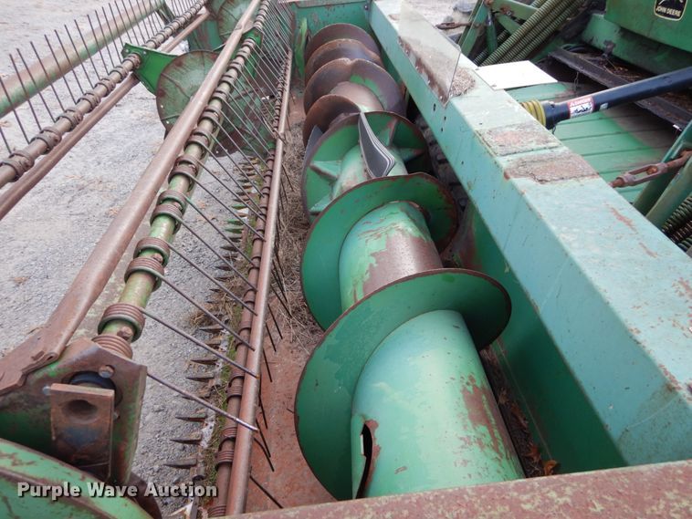 image for item DH5003 1986 John Deere 3830 windrower